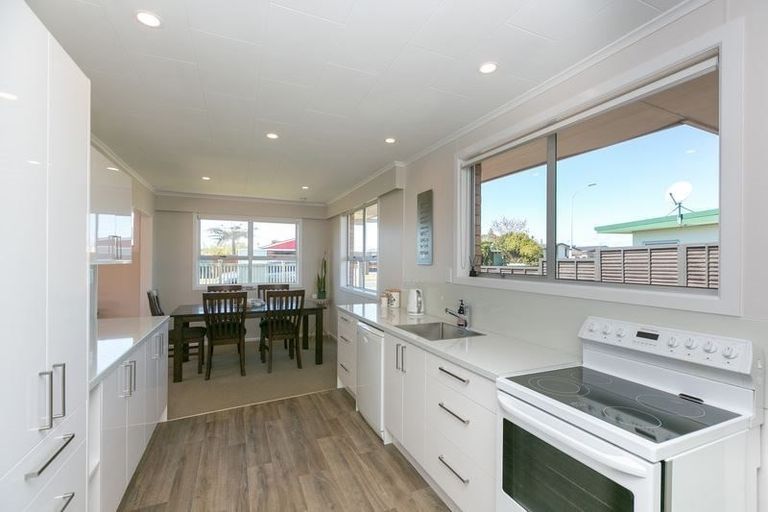 Photo of property in 27 Mangati Road, Bell Block, New Plymouth, 4312