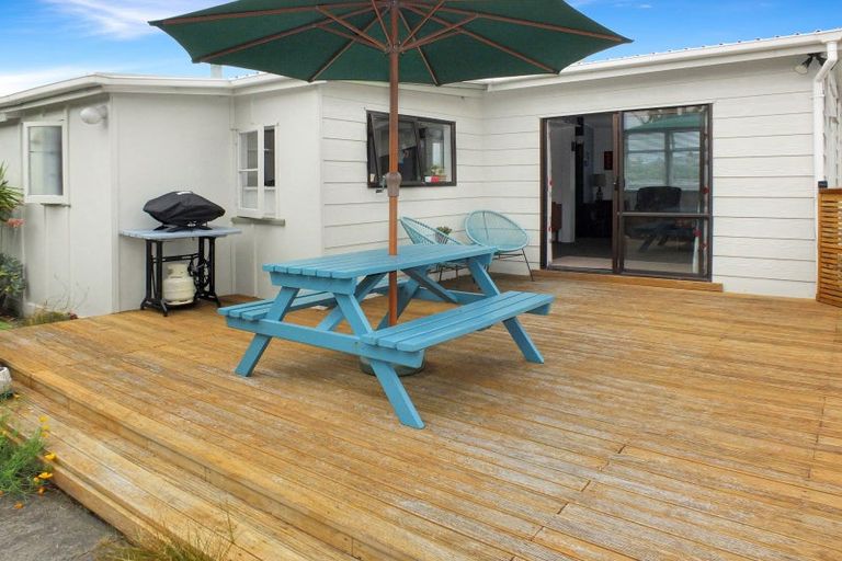 Photo of property in 39a Shortt Street, Foxton Beach, Foxton, 4815
