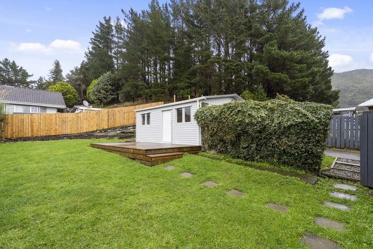 Photo of property in 49 Stockdale Street, Wainuiomata, Lower Hutt, 5014