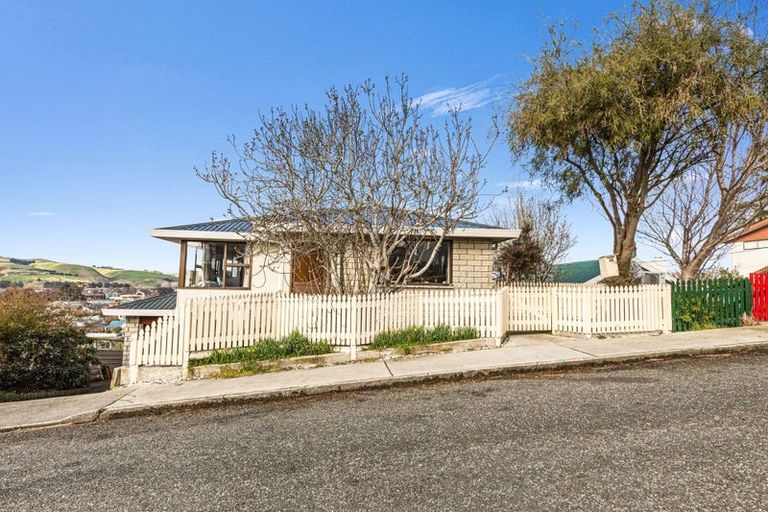 Photo of property in 12 Park Street, Gore, 9710