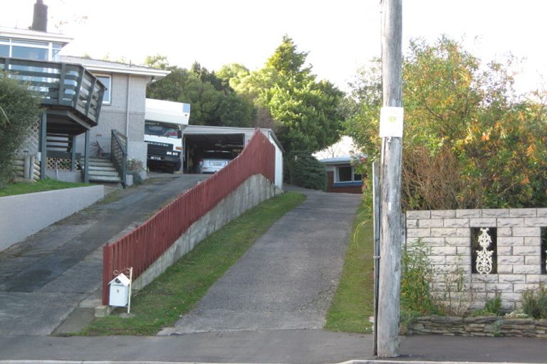 Photo of property in 2/82 Knights Road, Rothesay Bay, Auckland, 0630