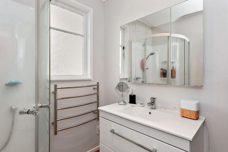 Photo of property in 126 Masters Avenue, Silverdale, Hamilton, 3216