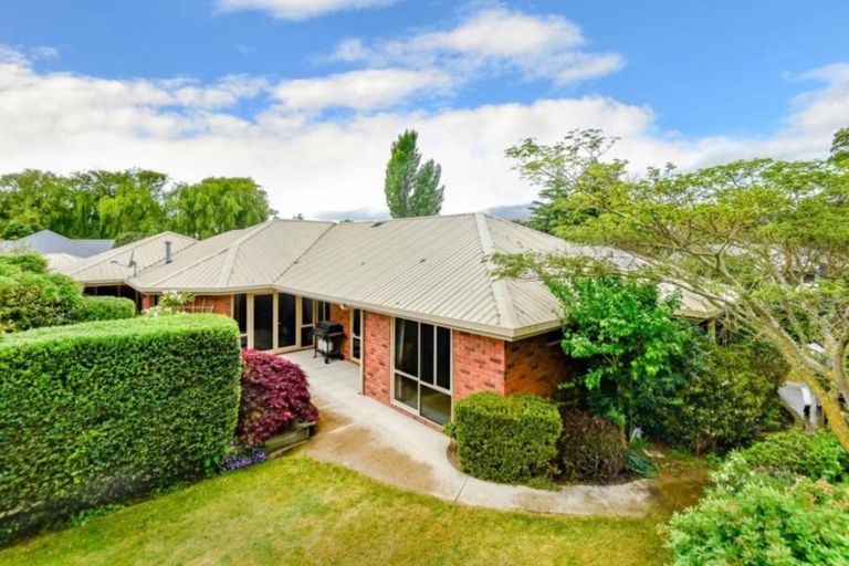 Photo of property in 1 Claude Hendry Lane, Hoon Hay, Christchurch, 8025