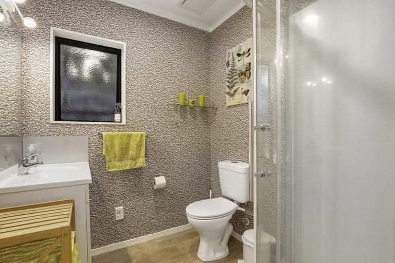 Photo of property in 4b Burn-murdoch Street, St Andrews, Hamilton, 3200