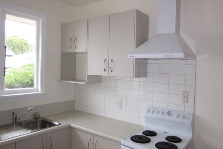 Photo of property in 2/242 Springfield Road, St Albans, Christchurch, 8014