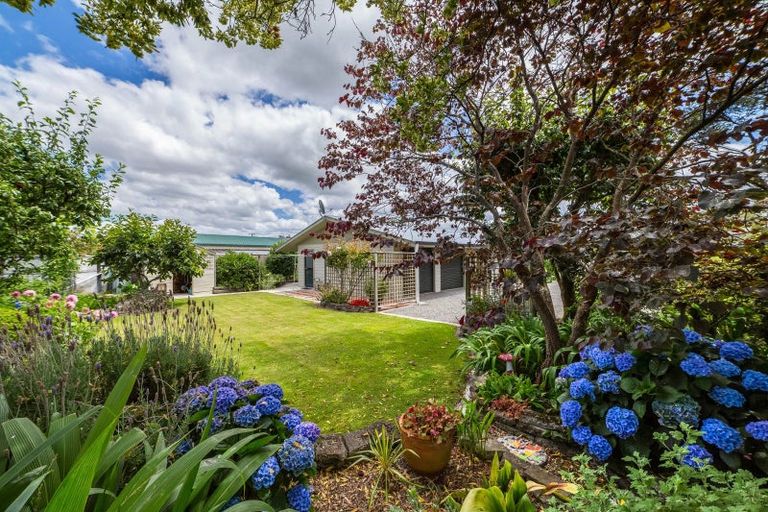 Photo of property in 27 Lincoln Road, Carterton, 5713