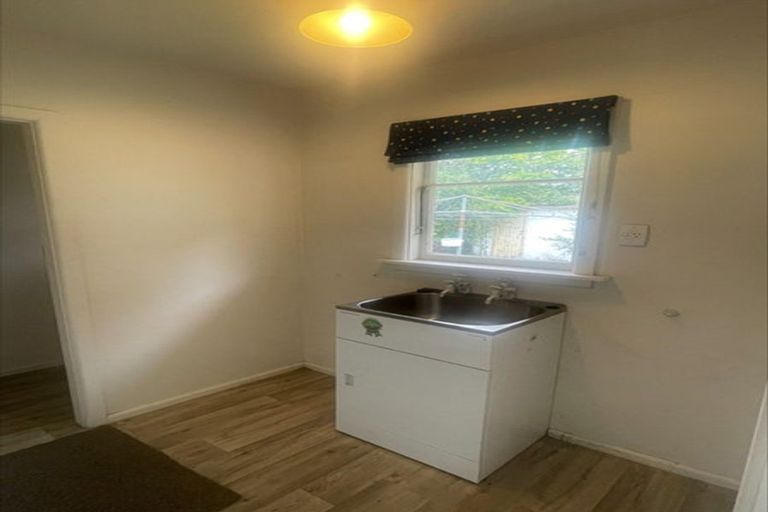 Photo of property in 100 Maidstone Road, Ilam, Christchurch, 8041