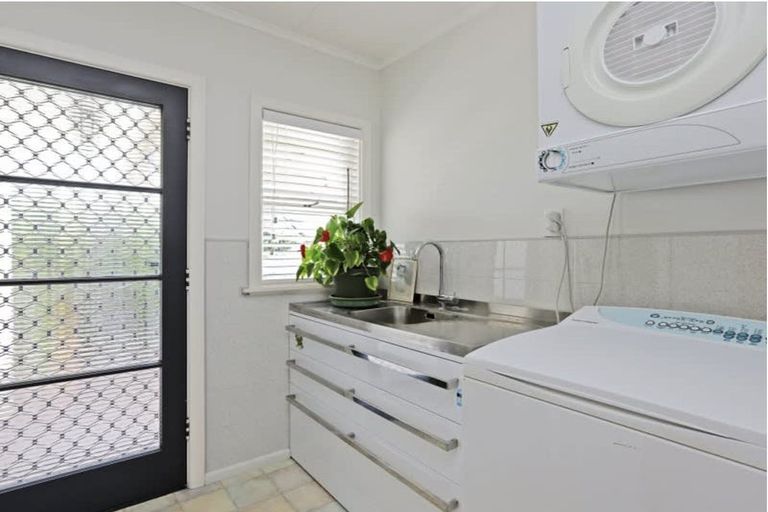 Photo of property in 68 Menin Road, Onekawa, Napier, 4110
