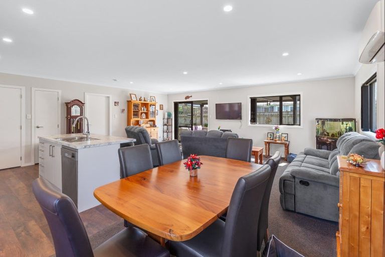 Photo of property in 100a Queen Street West, Levin, 5510