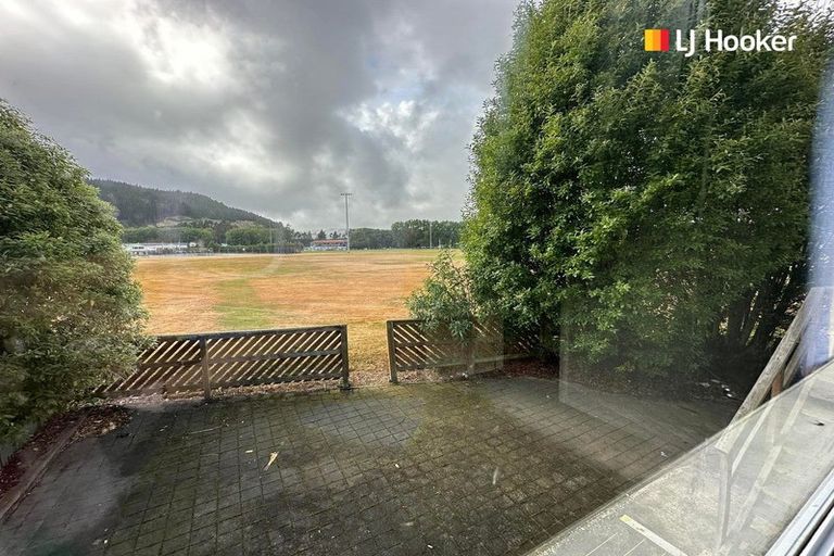 Photo of property in 111 Harbour Terrace, North Dunedin, Dunedin, 9016