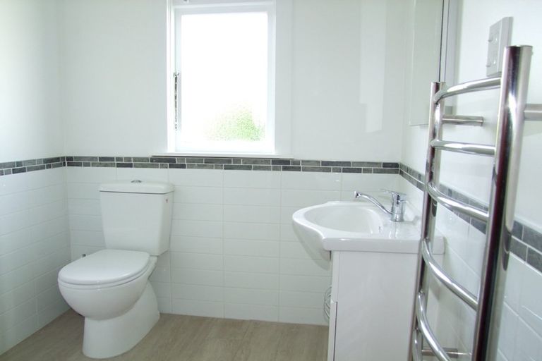 Photo of property in 9 Ossian Street, Milton, 9220