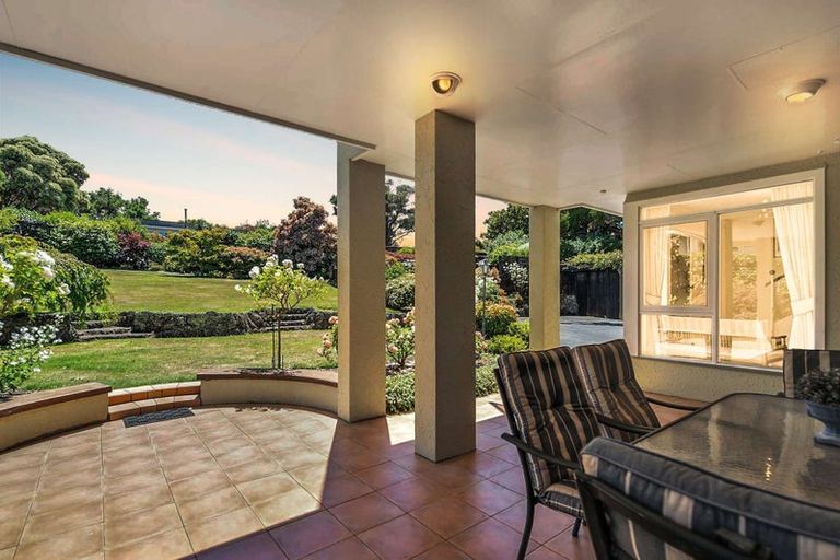 Photo of property in 84 Great North Road, Saint Johns Hill, Whanganui, 4500