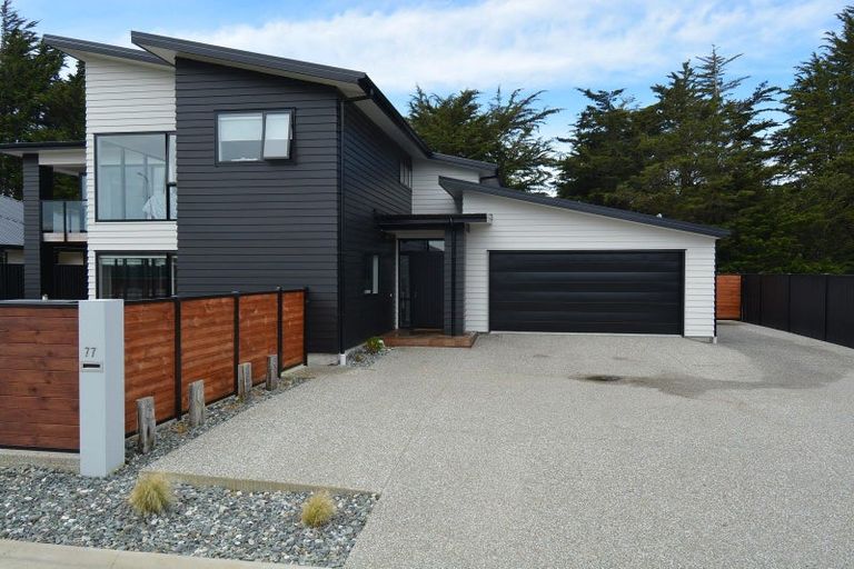 Photo of property in 77 Richfield Drive, Waikiwi, Invercargill, 9810