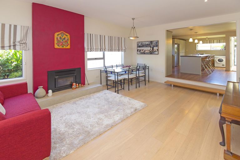 Photo of property in 16 Glengarry Avenue, Manly, Whangaparaoa, 0930