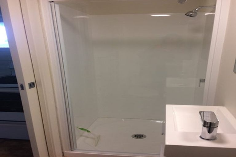 Photo of property in 27a Pinnacle Street, Seatoun, Wellington, 6022