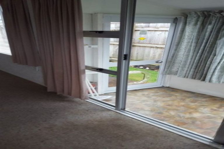 Photo of property in 2/311 Carrington Street, Vogeltown, New Plymouth, 4310