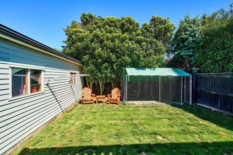 Photo of property in 22 Central Terrace, Alicetown, Lower Hutt, 5010