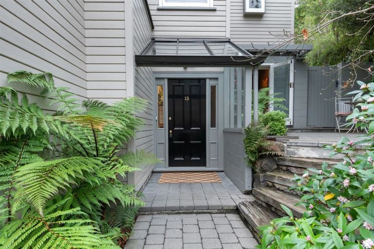 Photo of property in 13 Shalamar Drive, Cashmere, Christchurch, 8022