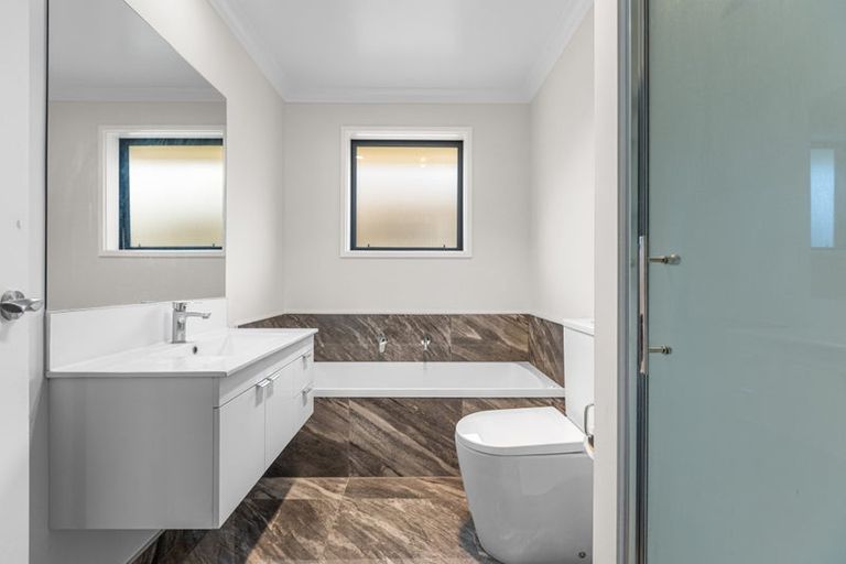 Photo of property in 61 Bert Wall Drive, Omokoroa, 3114