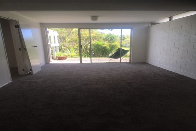 Photo of property in 4 Gerwyn Place, Pakuranga Heights, Auckland, 2010
