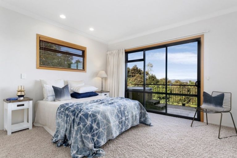 Photo of property in 3 Whakamoenga Point, Acacia Bay, Taupo, 3385