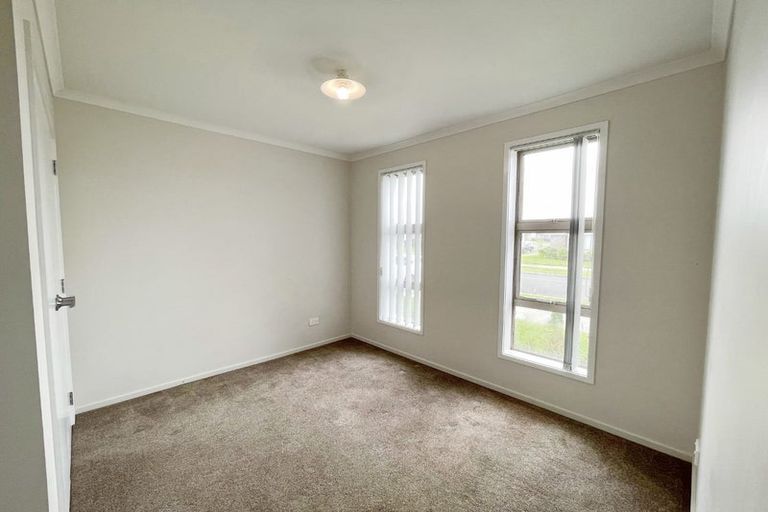 Photo of property in 11 Perla Road, Pukekohe, 2120