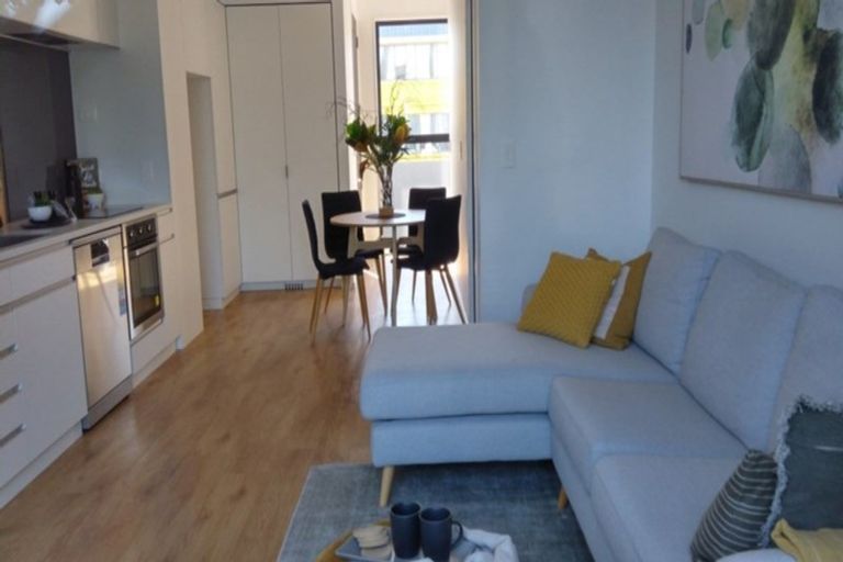 Photo of property in 2/129 Maidstone Road, Ilam, Christchurch, 8041