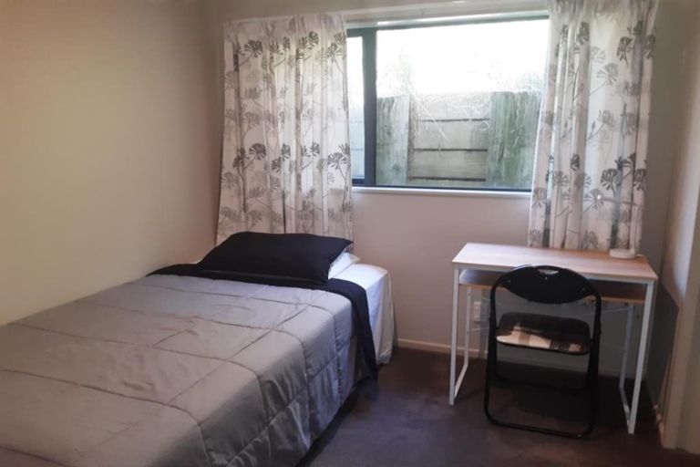 Photo of property in 27 Moonsail Drive, Whitby, Porirua, 5024