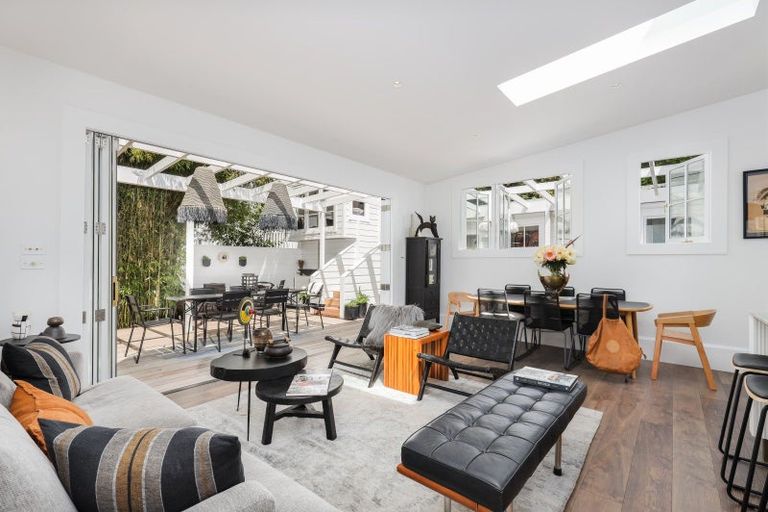 Photo of property in 28 Nile Street, Nelson, 7010