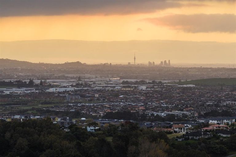 Photo of property in 768 Redoubt Road, Flat Bush, Auckland, 2019