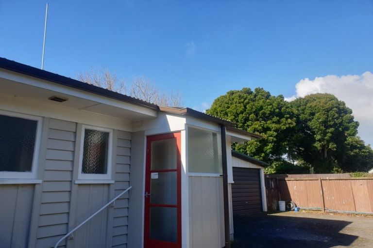 Photo of property in 32 Brentford Place, Manurewa, Auckland, 2102