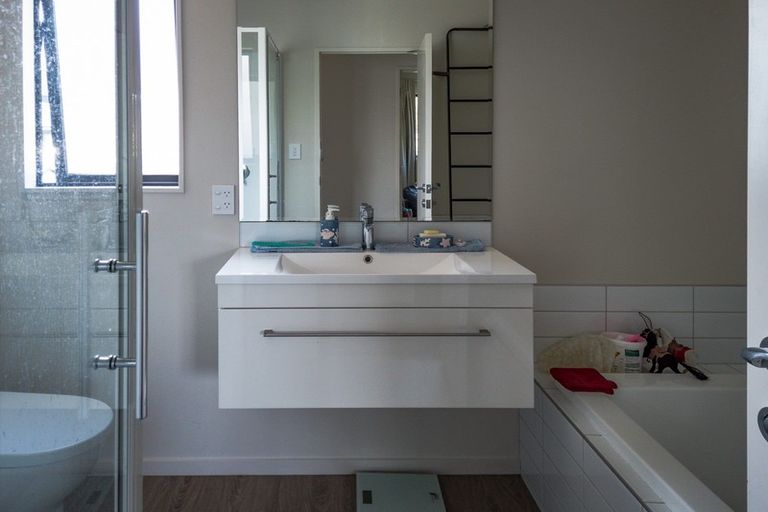 Photo of property in 106 Mull Street, Glenorchy, 9372