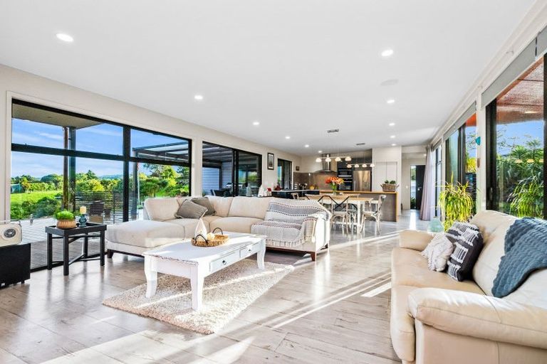 Photo of property in 24 Chatsfield Place, Te Kamo, Whangarei, 0112