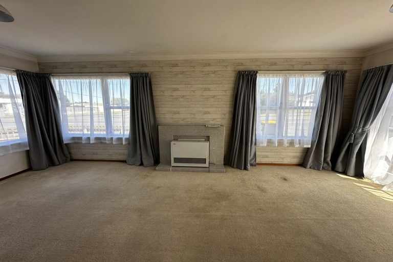 Photo of property in 22 Stanley Street, Levin, 5510