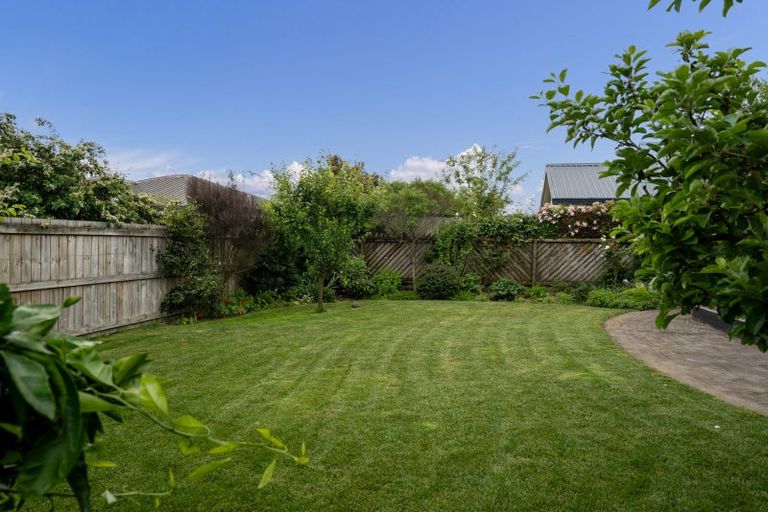 Photo of property in 71 Carlyle Street, Leamington, Cambridge, 3432