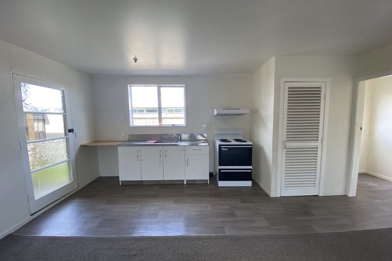 Photo of property in 1/81 Linton Street, West End, Palmerston North, 4410