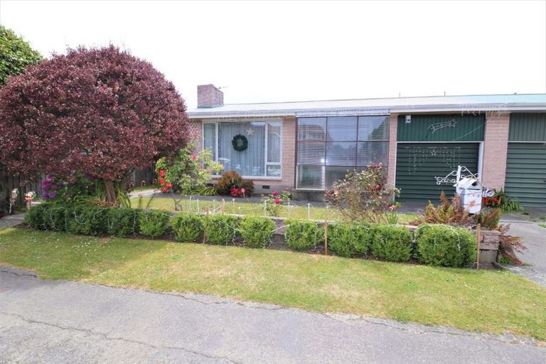 Photo of property in 4 Bennett Street, St Albans, Christchurch, 8052