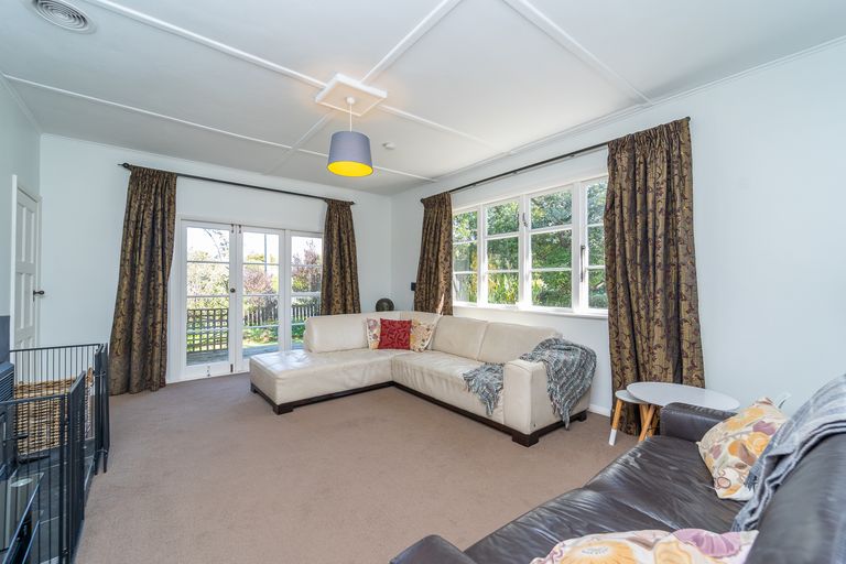 Photo of property in 14 Kenward Crescent, Featherston, 5710