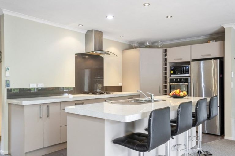 Photo of property in 59 Dalmore Way, Acacia Bay, Taupo, 3385