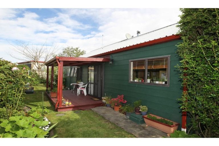 Photo of property in 10 Martin Dale, Raureka, Hastings, 4120