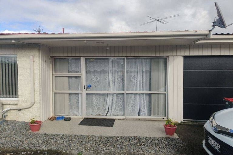 Photo of property in 4/215 Shirley Road, Papatoetoe, Auckland, 2025