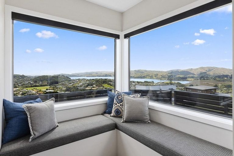 Photo of property in 115 Endeavour Drive, Whitby, Porirua, 5024