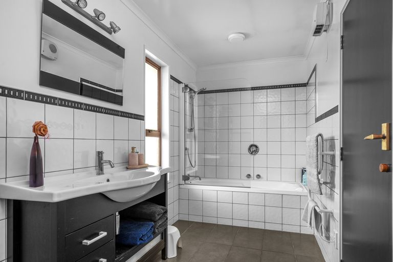 Photo of property in 42 Glencarron Street, Alexandra, 9320