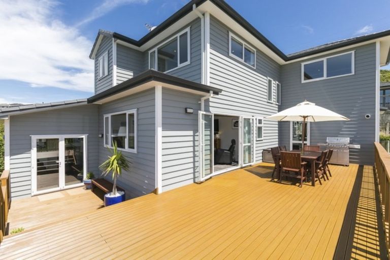 Photo of property in 86 Downing Street, Crofton Downs, Wellington, 6035