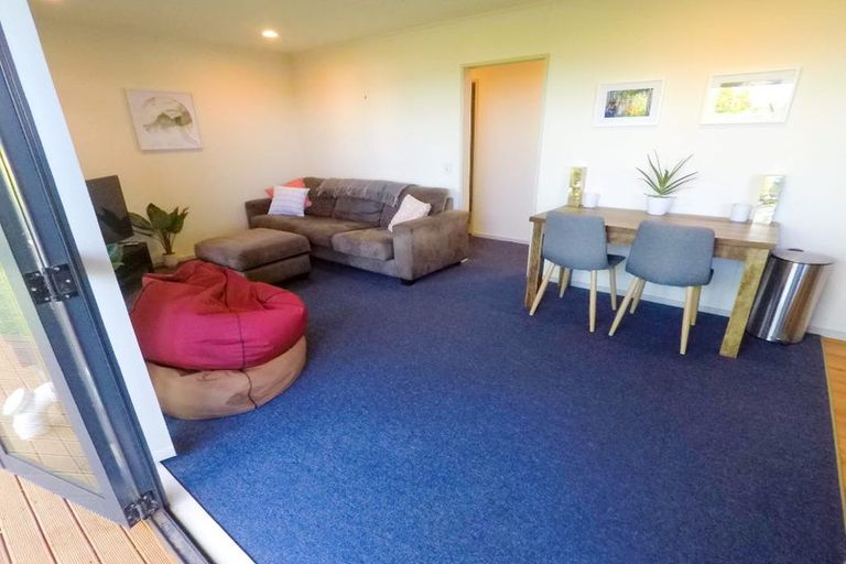 Photo of property in 33a Whaui Street, Brooklyn, Wellington, 6021