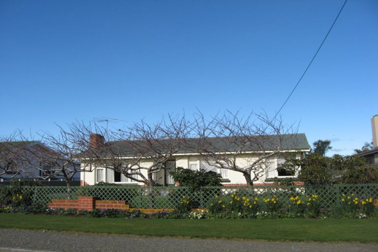 Photo of property in 83 Albert Street, Winton, 9720