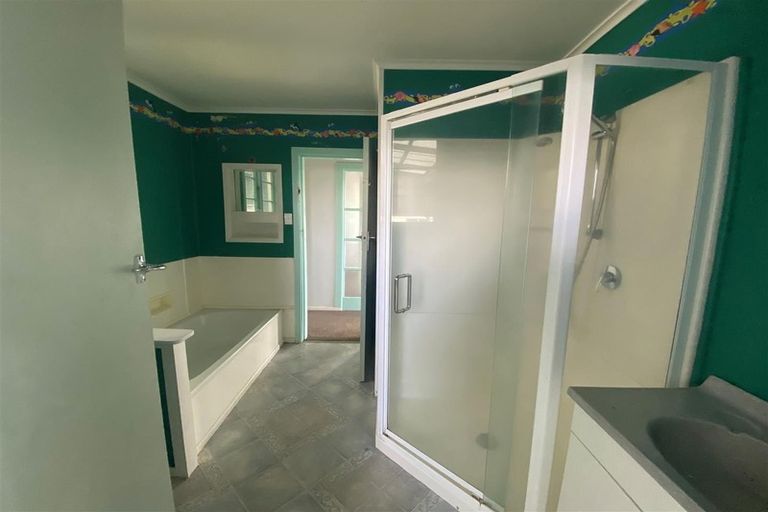 Photo of property in 11 Gordon Road, Papatoetoe, Auckland, 2025