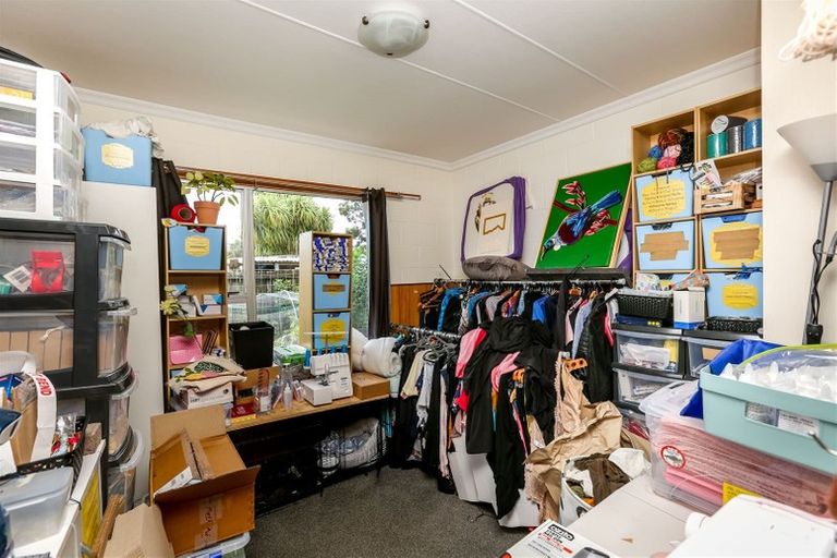 Photo of property in 14 Karamu Street, Strandon, New Plymouth, 4312