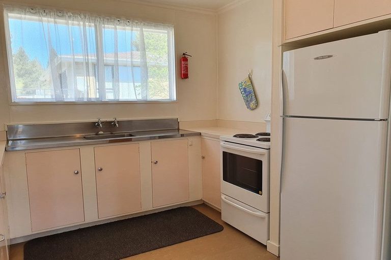 Photo of property in 32 Aorangi Crescent, Lake Tekapo, 7999