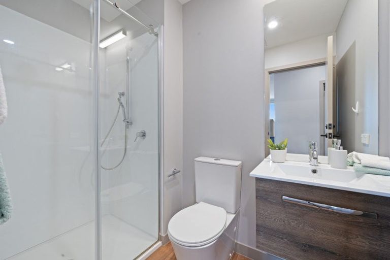 Photo of property in 202/2 Launch Road, Hobsonville, Auckland, 0616